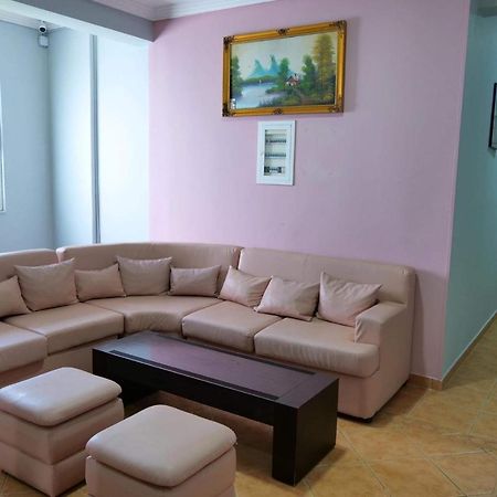 Hotel Erdano Sarandë エクステリア 写真