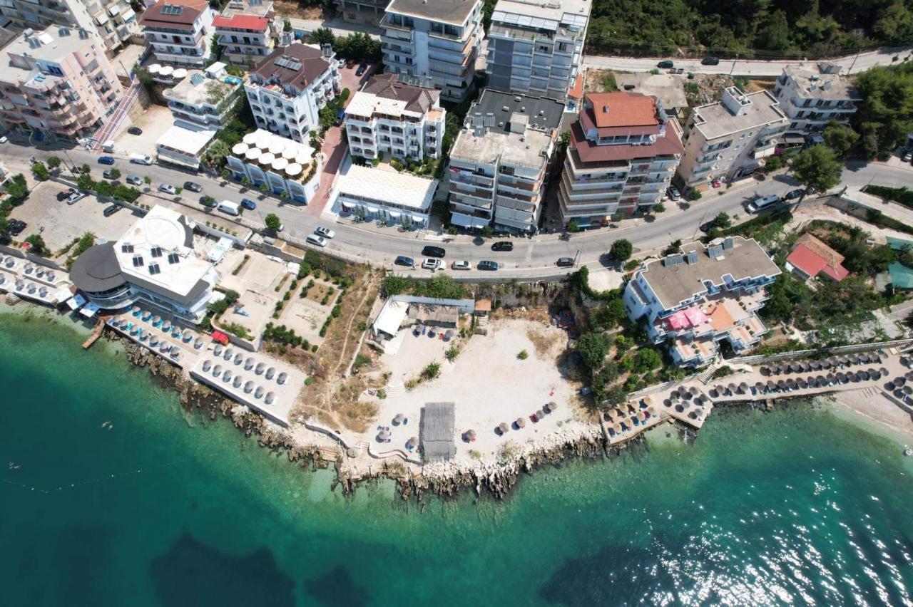 Hotel Erdano Sarandë エクステリア 写真