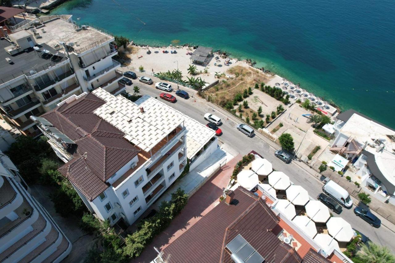 Hotel Erdano Sarandë エクステリア 写真