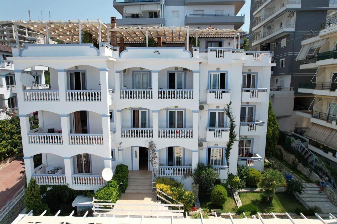 Hotel Erdano Sarandë エクステリア 写真